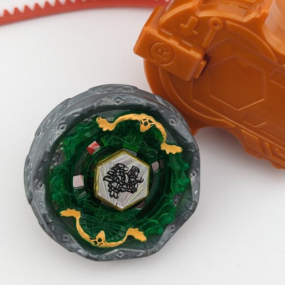 Beyblade Death Quetzalcoatl 125SF B-158 + 2 launcher - Picture 2 of 4